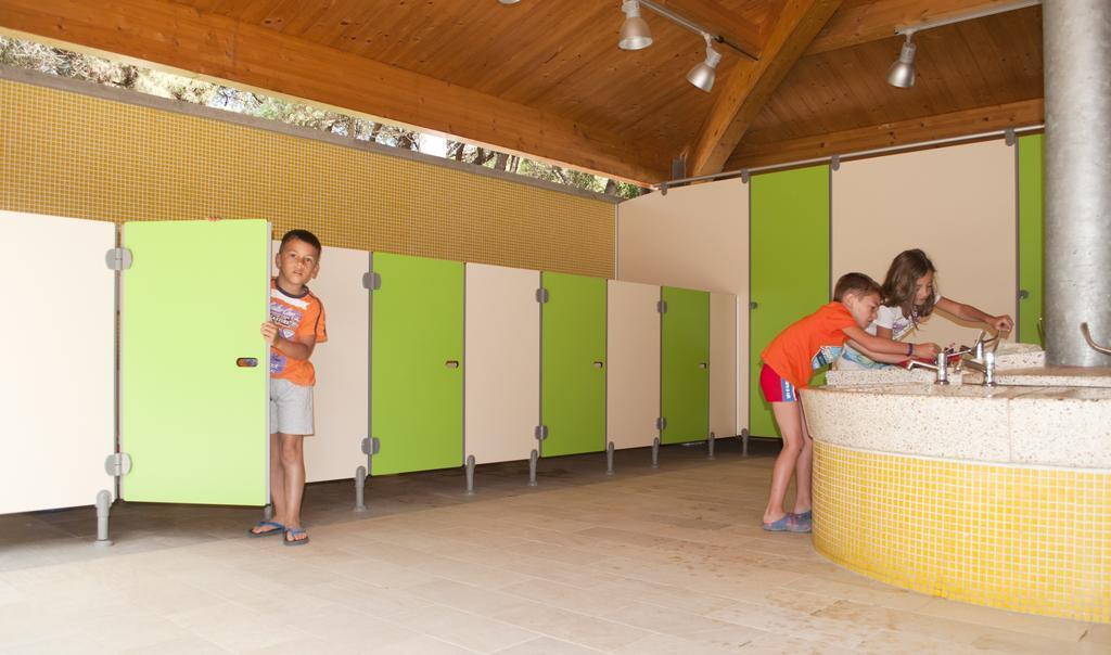 Le Esperidi Camping Ecoresort Марина-ди-Биббона Экстерьер фото